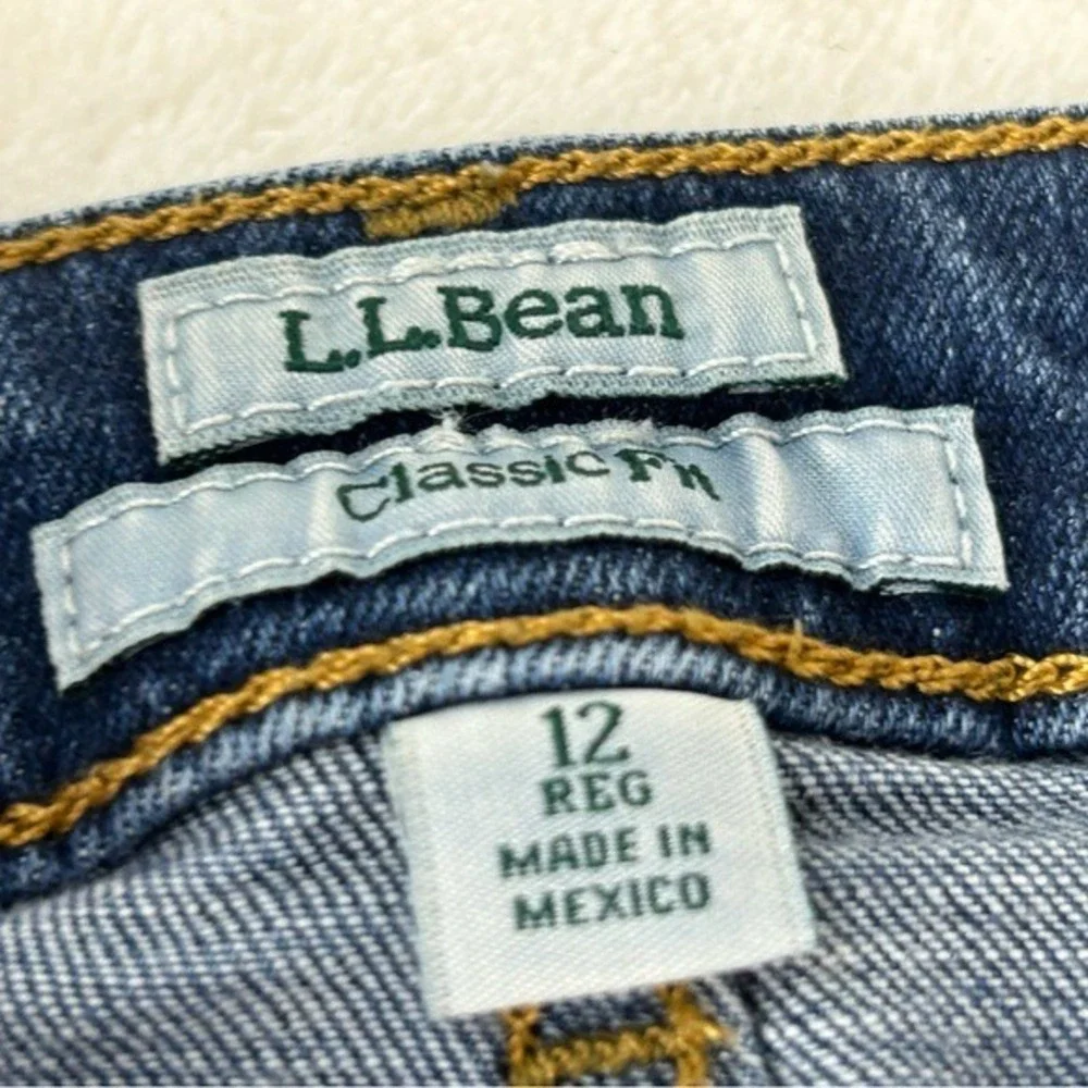 L.L. Bean Blue Jeans Classic Fit 12 Regular Women's‎ Straight Leg